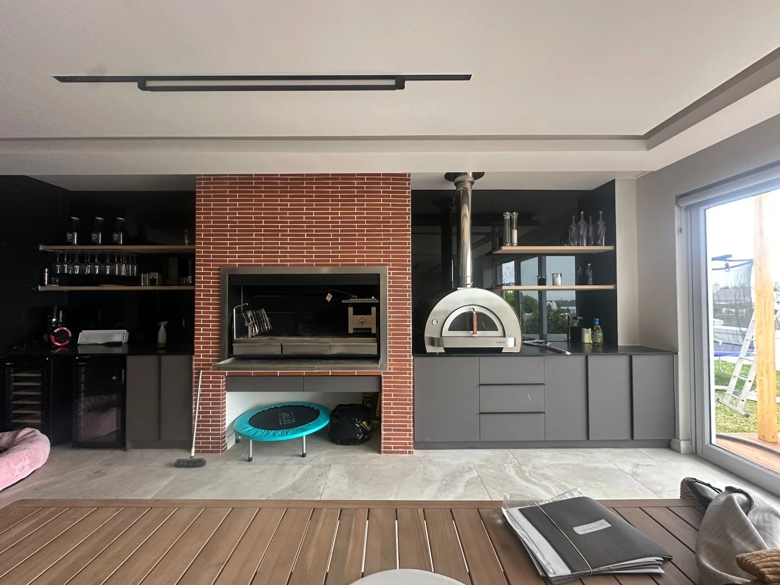 Fire Flames braai and pizza oven project